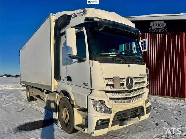 Kuffert Mercedes-Benz Actros 1842 Box Truck – Full Side Opening WATCH VI