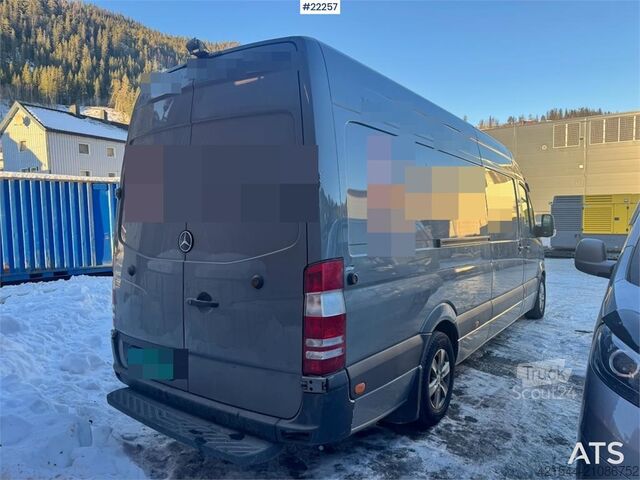 Универсал с высокой крышей Mercedes-Benz Sprinter