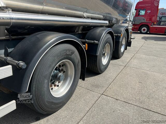 Tank Magyar Inox Food Tank / 36.450 Lit / Steering Axle