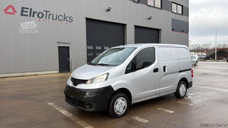 Kombi med högt tak Nissan nv 200 (BELGIAN VAN / GOOD CONDITION /