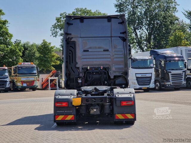 Padrão-SZM MAN TGX 18.520 GX - D30 - Retarder - Full air - Nig...