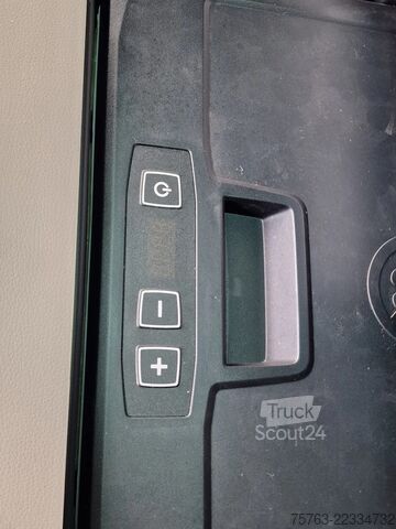 Standard-SZM MAN TGX 18.520 GX - D30 - Retarder - Full air - Nig...