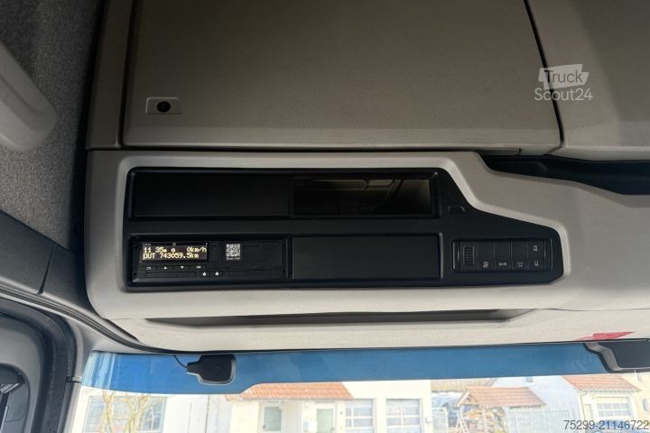 Standard tractor unit Scania S520 V8 6x2 Retarder Kipphydraulik / Swiss-Vehicle