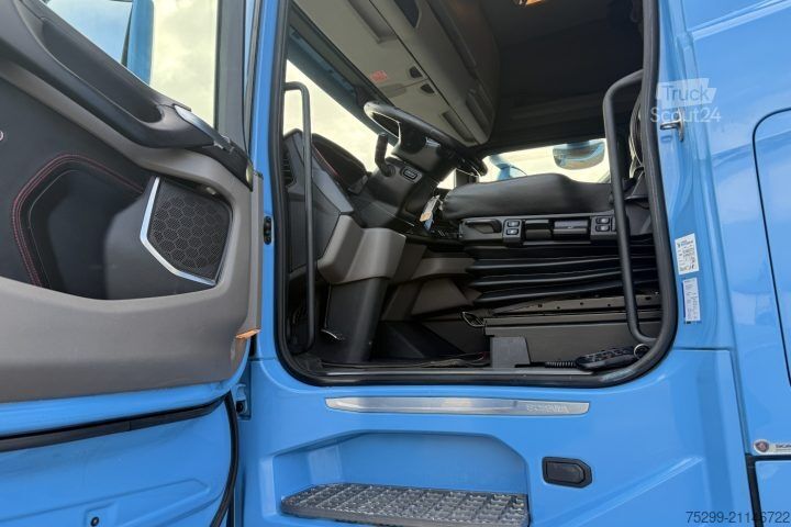 Standard tractor unit Scania S520 V8 6x2 Retarder Kipphydraulik / Swiss-Vehicle