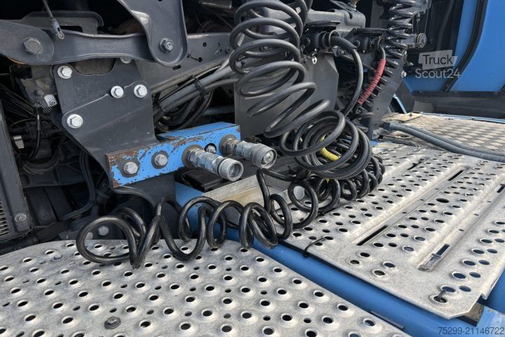 Standard tractor unit Scania S520 V8 6x2 Retarder Kipphydraulik / Swiss-Vehicle