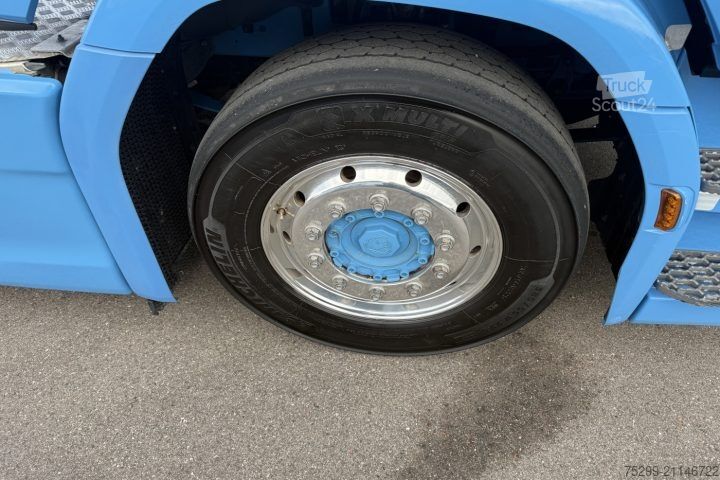 Standard tractor unit Scania S520 V8 6x2 Retarder Kipphydraulik / Swiss-Vehicle