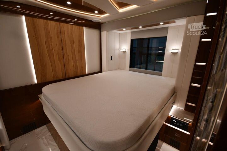 Інтегрований будинок на колесах Luxusreisemobil Quantum Volvo