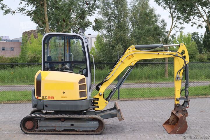 Minibagger WACKER NEUSON EZ28 | DUTCH MACHINE | 4 BUCKETS | LOW HOURS