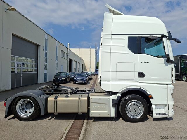 Nutzfahrzeug MAN TGX  18.470 Mega SZM mit Hubsat.   RETARDER  NAVI