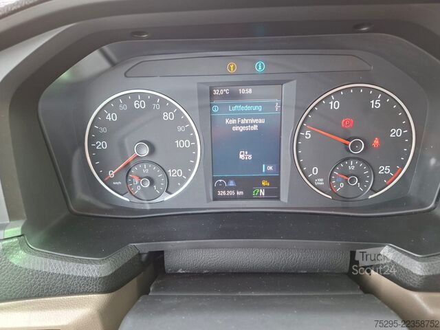 Nutzfahrzeug MAN TGX  18.470 Mega SZM mit Hubsat.   RETARDER  NAVI