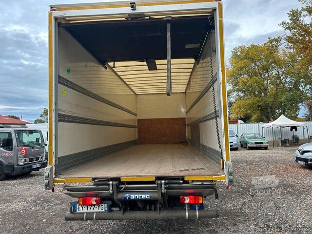 Standart çekici ünitesi RENAULT Porteur D12 210 CV