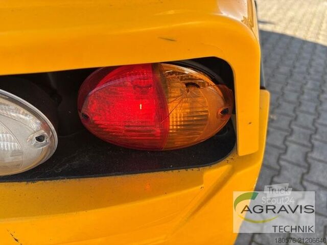 Carregadeira de pátio JCB TM 180 AGRI STUFE V