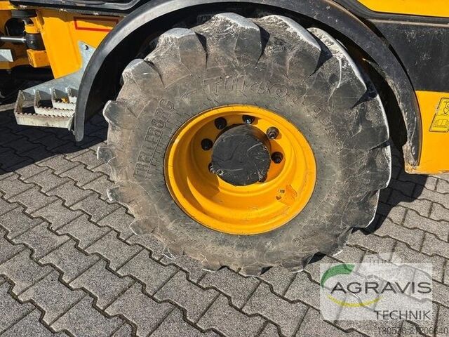 Carregadeira de pátio JCB TM 180 AGRI STUFE V