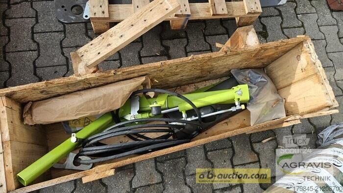 Trattore Claas ZUBEHÖR Begrenzungstuchsatz