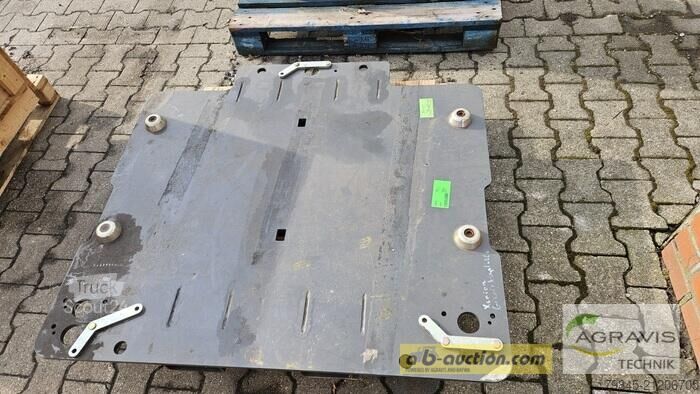 Macchina agricola Claas GEWICHT Xerion