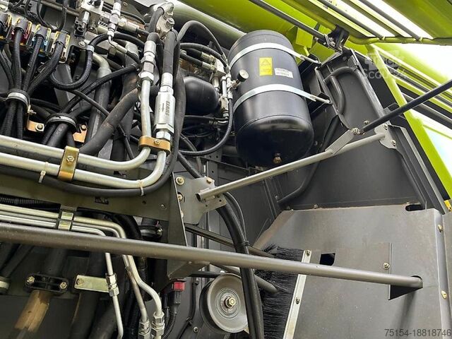Kombajn za žetvu CLAAS Lexion 750 V Kanal 3D