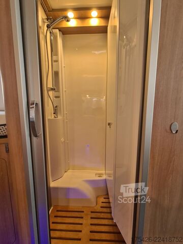 Полуинтегриран кемпер LAIKA Ecovip L 2009 *Dach-Klima*3x Pakete*SAT*