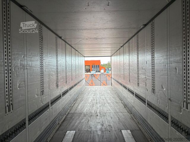 Doos Schmitz Cargobull SCB S3B SAF AXLES / BOX L=13631 mm