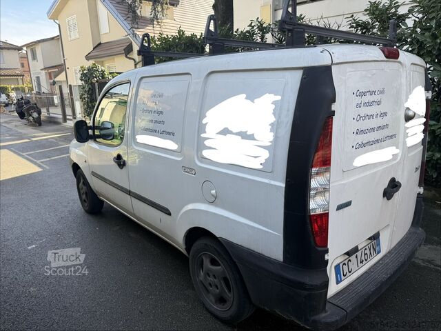 κλειστό βαν FIAT Doblo