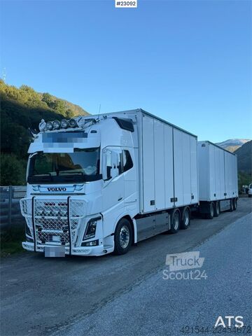 Mala Volvo FH16 16 pallet 6x4 box truck with Onspot tool boxe