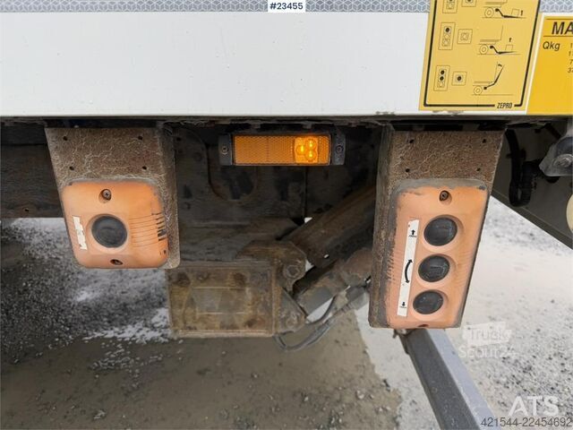 Mala Volvo FL 4x2 box truck with a 1500 kg lift and remote co