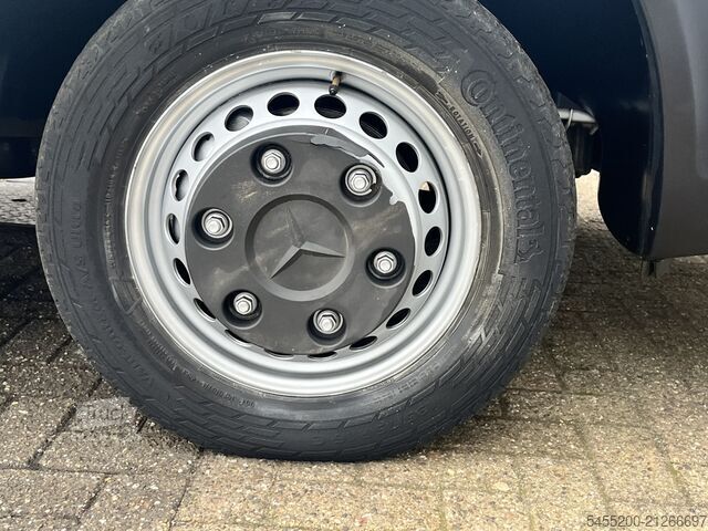 Plateau de chargement Mercedes-Benz Sprinter 513 CDI 130pk DC Laadkraan Hiab 017T A...