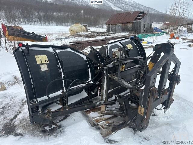 Arado Tellefsdal V-plough high w/ new steel. 3 meters