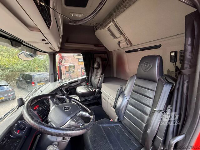 Kølet/frosset transport Scania 590S V8 NGS 6X2 Frigo Combi, 2x Thermo King UT1...