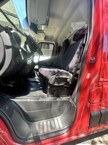 Kastenwagen Renault Master
