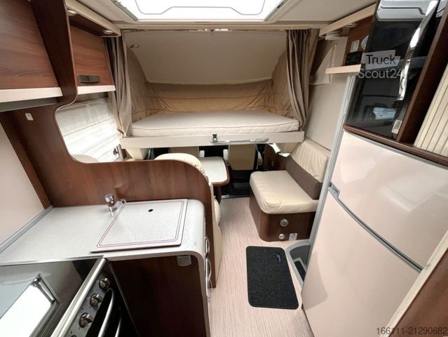 Camper integrado MCLOUIS Nevis 872 - Queens/Hubbett -  - Solar