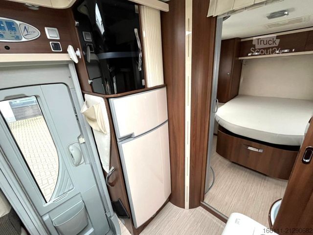 Camper integrado MCLOUIS Nevis 872 - Queens/Hubbett -  - Solar