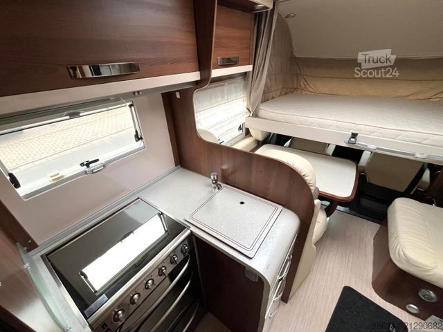 Camper integrado MCLOUIS Nevis 872 - Queens/Hubbett -  - Solar