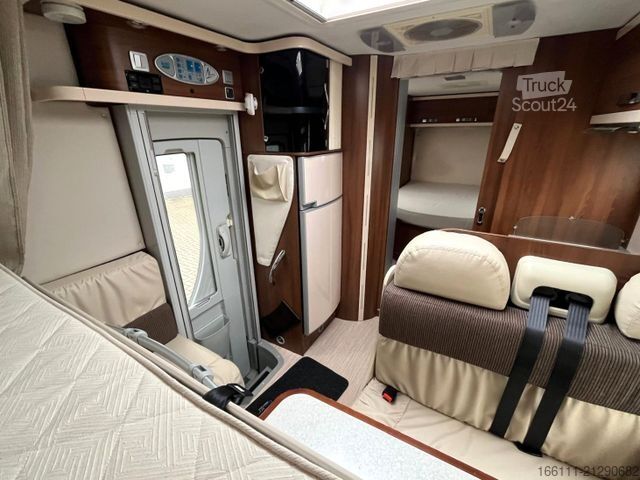 Camper integrado MCLOUIS Nevis 872 - Queens/Hubbett -  - Solar