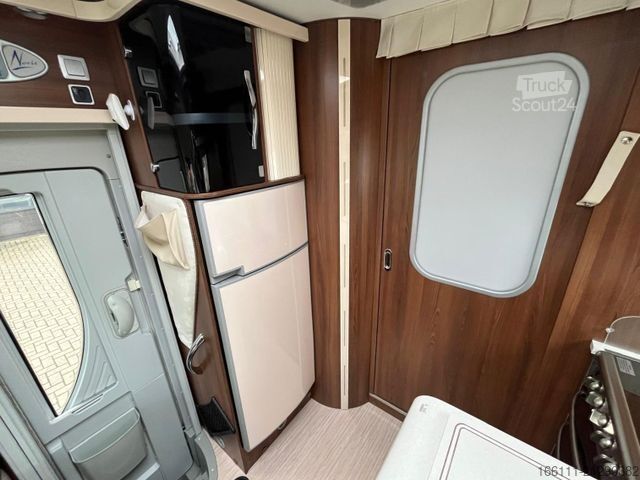 Camper integrado MCLOUIS Nevis 872 - Queens/Hubbett -  - Solar