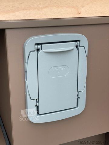 Camping-car BÜRSTNER Habiton HM 6.0 Automatik*170PS *Alufelgen*