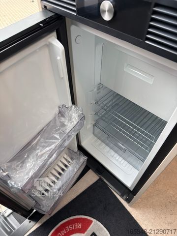 Camping-car BÜRSTNER Habiton HM 6.0 Automatik*170PS *Alufelgen*