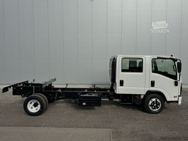 Sonstige ISUZU M30 M DOKA 7-Sitzer  5.2 l 190 PS Radst. 4.475