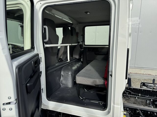 Sonstige ISUZU M30 M DOKA 7-Sitzer  5.2 l 190 PS Radst. 4.475