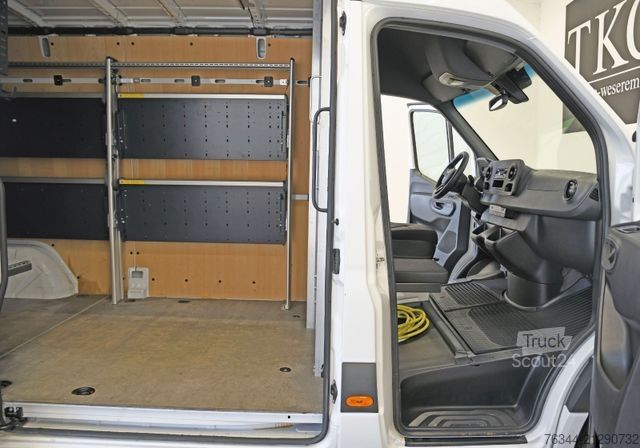 Panel van MERCEDES-BENZ eSprinter 312 MR Ka Klima Kamera Regale #76T052