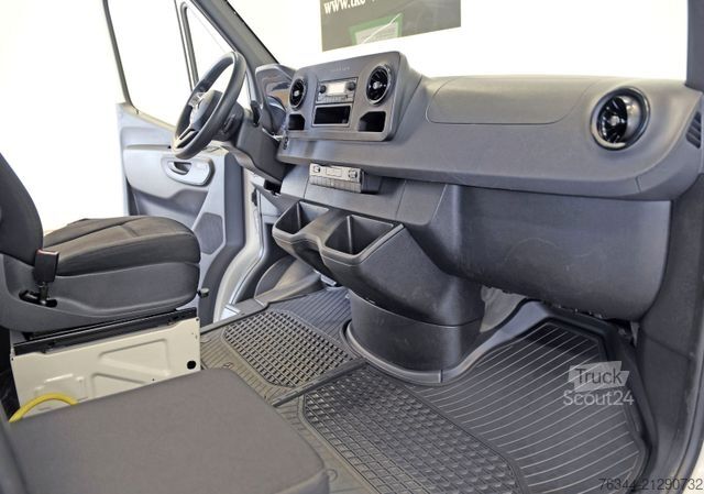 Panel van MERCEDES-BENZ eSprinter 312 MR Ka Klima Kamera Regale #76T052
