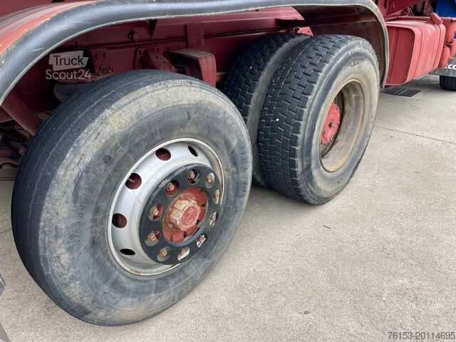 Kippwagen Iveco 190-38 6X2 TRILATERALE