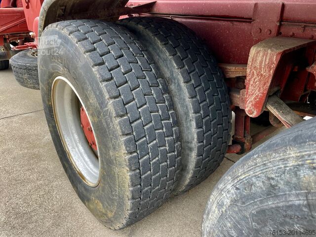 Kippwagen Iveco 190-38 6X2 TRILATERALE