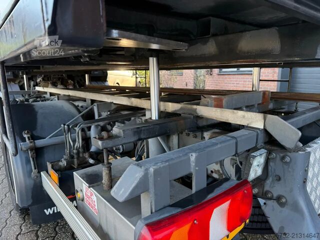 Resväska Mercedes-Benz Atego 816 BOX/BDF Hydraulic lifting system!