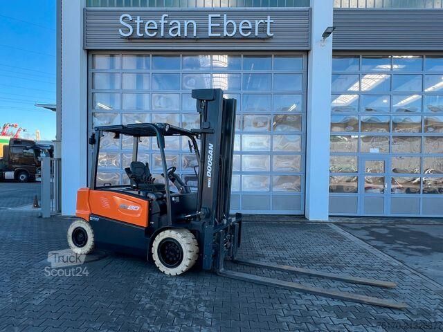 Gabelstapler Doosan B50XC-7 / nur 230h! / SS / Zinkenverstellung