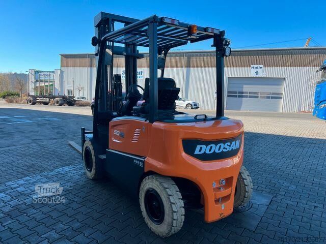 Gabelstapler Doosan B50XC-7 / nur 230h! / SS / Zinkenverstellung