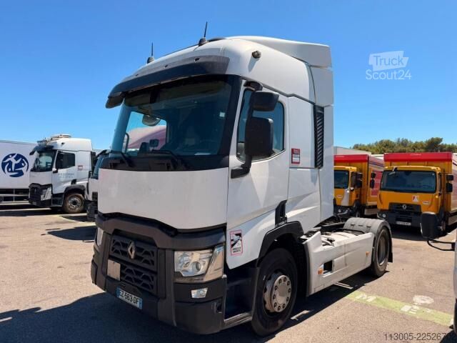 Vakio vetoauto Renault Gamme T 460