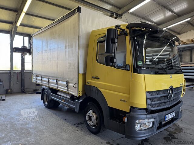 Transporter mit Pritsche & Plane Mercedes-Benz Atego 818