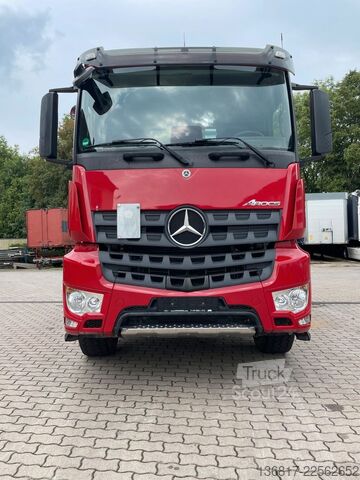 Basculantă MERCEDES-BENZ Arocs 2648 6x4 BB Dautel Bordmatik Retarder Shz