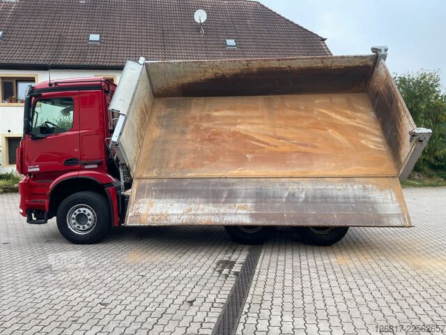 Autocamion basculant tridirecțional MERCEDES-BENZ Arocs 2648 6x4 BB Dautel Bordmatik Retarder Shz