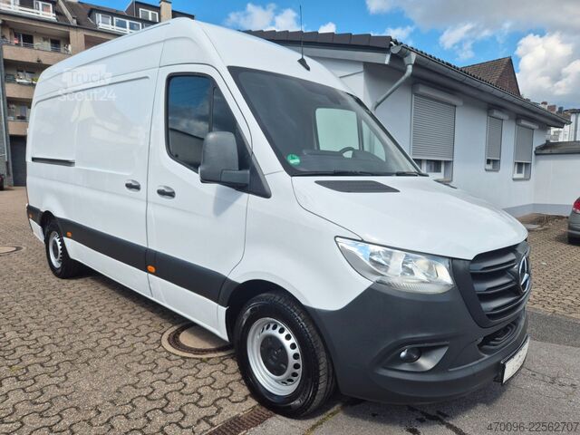 Kastenwagen hoch MERCEDES-BENZ Sprinter Kasten 314 CDI*Regale *